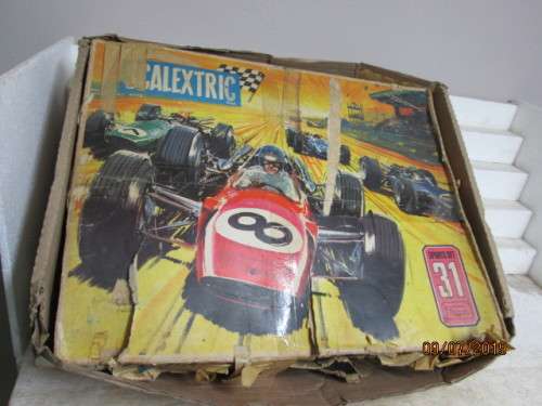SCALEXTRIC SET  (BOXED) - LOT 699W