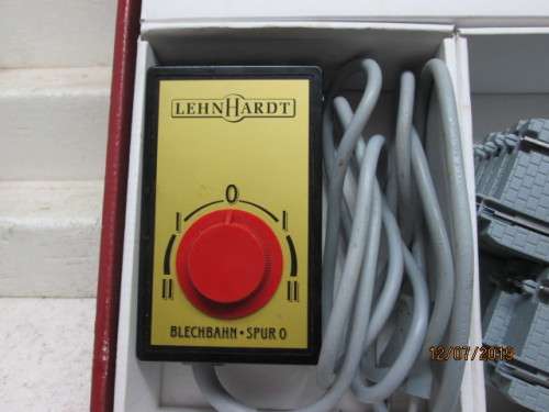 REDUCED TO CLEAR : O SCALE : LEHNHARDT BLECHBAHN SPUR O TRAIN SET (BOXED) - LOT 841W