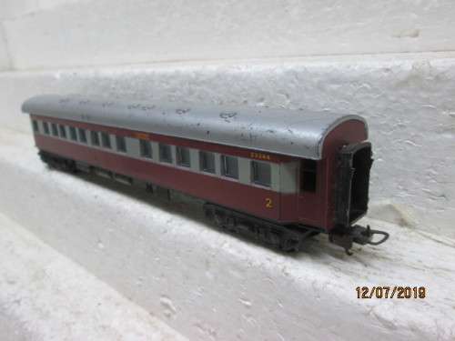 HO SCALE : LIMA SAR TRANS KAROO 2nd CLASS COACH  - LOT 843W