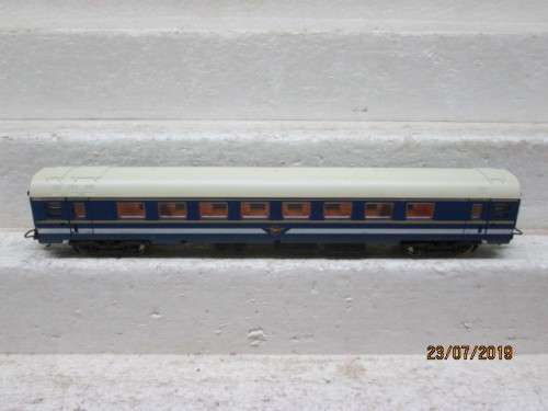 HO SCALE : LIMA SAR BLUE TRAIN FIRST CLASS COACH (BOXED) - LOT 927W
