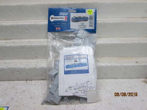 HO/OO SCALE : DAPOL KITMASTER - DELTIC DIESEL LOCOMOTIVE KIT - LOT 39X