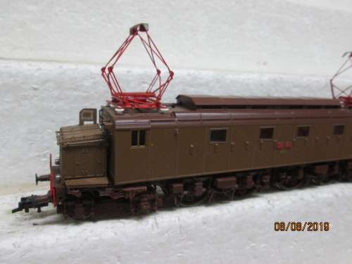HO SCALE : RIVAROSSI : E428.113 ELECTRIC FS LOCOMOTIVE (BOXED) - LOT 153X