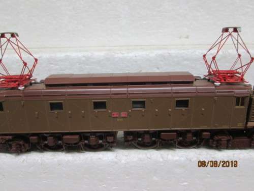 HO SCALE : RIVAROSSI : E428.113 ELECTRIC FS LOCOMOTIVE (BOXED) - LOT 153X