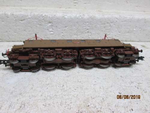 HO SCALE : RIVAROSSI : E428.113 ELECTRIC FS LOCOMOTIVE (BOXED) - LOT 153X