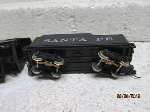 HO SCALE : MEHANO 2-8-2 SANTE FE STEAM LOCOMOTIVE - LOT 160X