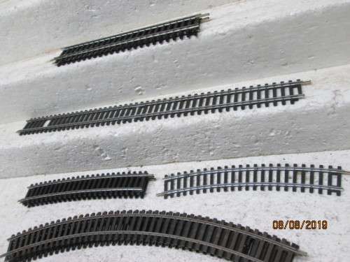 HO /OO SCALE : HORNBY ASSORTED TRACK x11 PIECES - LOT 198X