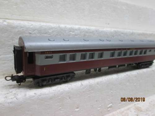 HO SCALE : LIMA SAR TRANS-KAROO FIRST CLASS COACH (BOXED) - LOT 204X