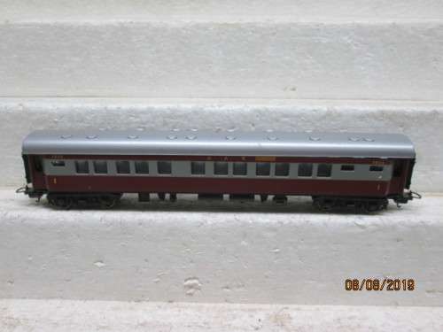 HO SCALE : LIMA SAR TRANS-KAROO FIRST CLASS COACH - LOT 207X