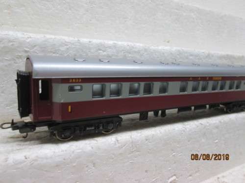 HO SCALE : LIMA SAR TRANS-KAROO FIRST CLASS COACH - LOT 207X