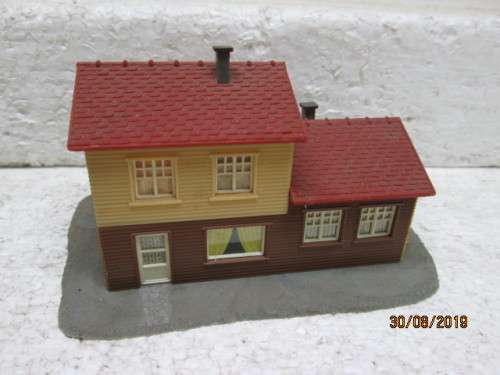N SCALE : DOUBLE STOREY HOUSE / TIMBER TYPE - LOT 518X
