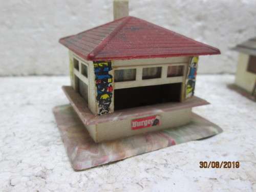 N SCALE : x3 BUILDINGS - LOT 524X