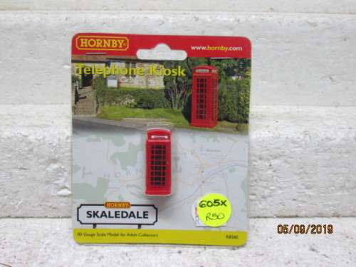 OO SCALE : HORNBY TELEPHONE KIOSK (BOXED) - LOT 605X