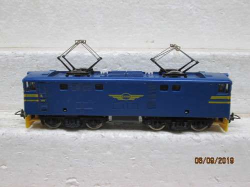 HO SCALE : LIMA SAR BLUE 5E ELECTRIC LOCOMOTIVE -  LOT 631X
