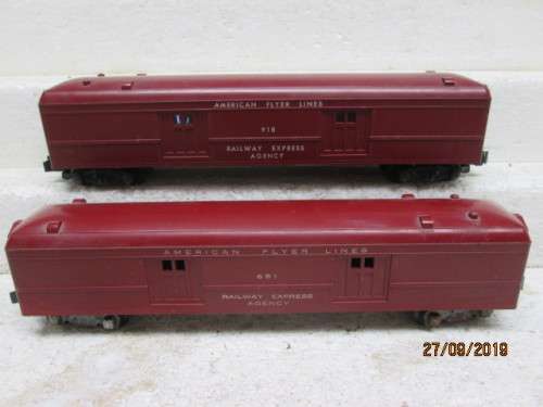 S SCALE : AMERICAN FLYER COACHES x2 - LOT 785X