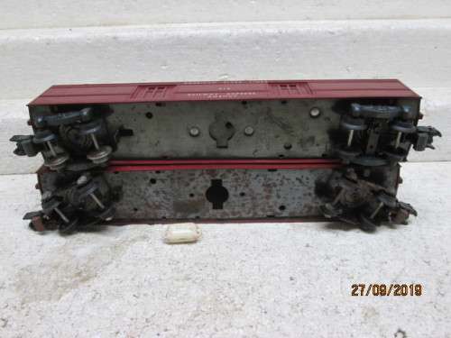 S SCALE : AMERICAN FLYER COACHES x2 - LOT 785X