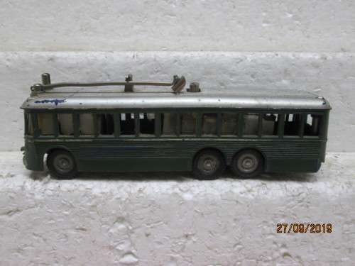 HO SCALE : RIVAROSSI  TRAM STYLE BUS - LOT 797X