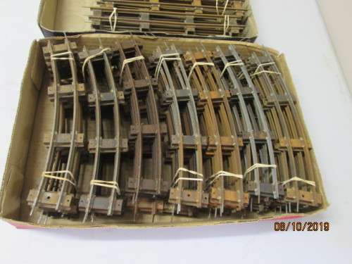 S SCALE : AMERICAN FLYER x4 BEERBOXES OF TRACK - LOT 911X
