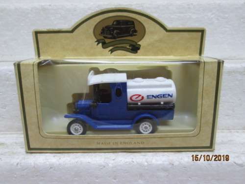 DAYS GONE / LLEDO : MODEL T FORD TANKER / ENGEN (BOXED) - LOT 498AA