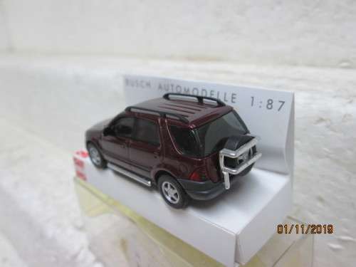 HO SCALE : BUSCH MERCEDES BENZ M CLASS (BOXED) - LOT 299Y