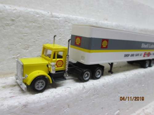 HO SCALE : CON-COR SHELL ROAD TRUCK (BOXED) - LOT 346Y