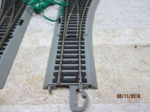 HO/OO SCALE : BACHMANN EZ LEFT + RIGHT POINT - LOT 409Y
