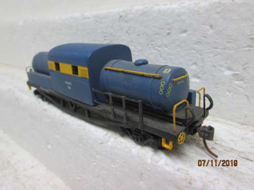 HO SCALE : SAR STEAM / HEATER VAN  - LOT 482Y