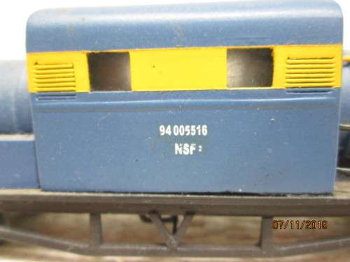 HO SCALE : SAR STEAM / HEATER VAN  - LOT 482Y