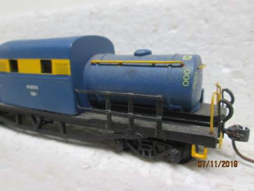 HO SCALE : SAR STEAM / HEATER VAN  - LOT 482Y