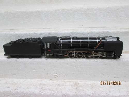 HO SCALE : SAR CLASS 15F 4-8-2 STEAM LOCOMOTIVE (BOXED) - LOT 484Y