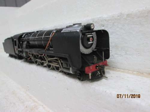 HO SCALE : SAR CLASS 15F 4-8-2 STEAM LOCOMOTIVE (BOXED) - LOT 484Y