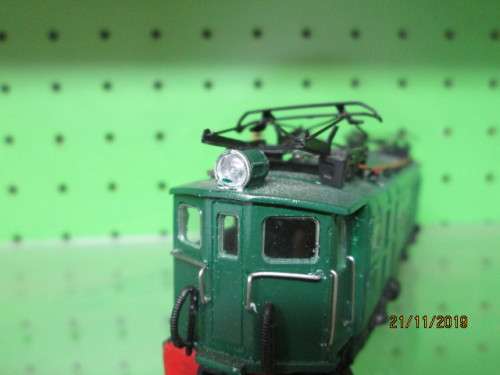 HO SCALE : LOCOMOTIVE OLD STYLE HEADLIGHTS X10 - LOT 585Y