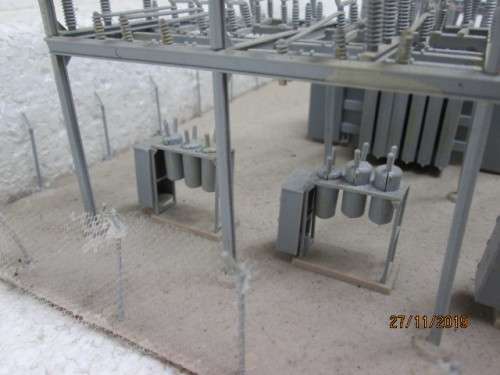 HO SCALE : TRANSMISSION ELECTRICAL SUBSTATION YARD - LOT 725Y