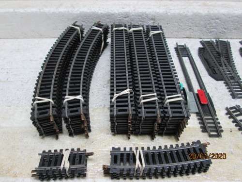 HO SCALE : LIMA TRACK x1 BEERBOX x 68 PIECES - LOT 12Z