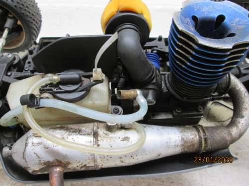 1:8 SCALE : BUGGY PETROL CAR - LOT 57z