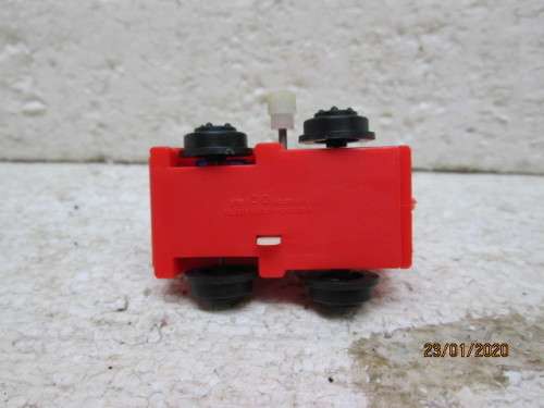 x1 WIND UP SMALL FIRE TRUCK - LOT 63z