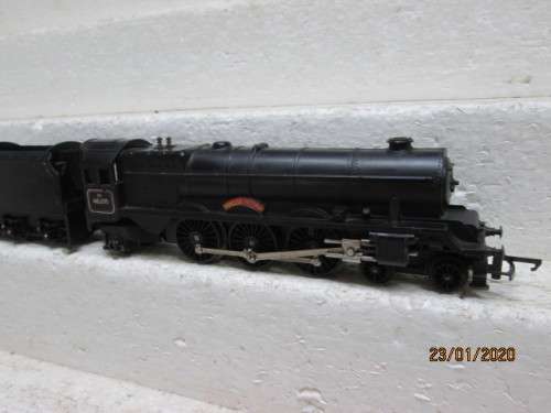 OO SCALE : TRI-ANG BRITISH RAILWAY 4-6-2 STEAM LOCOMOTIVE - LOT 114z