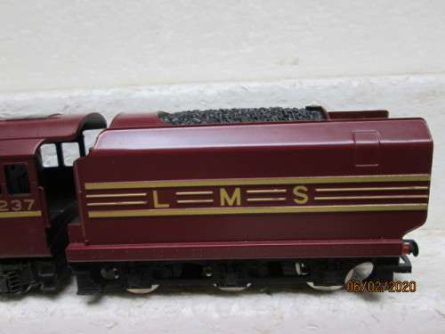 OO SCALE : HORNBY LMS "CITY OF BRISTOL" STEAM LOCOMOTIVE (BOXED) - LOT 144z