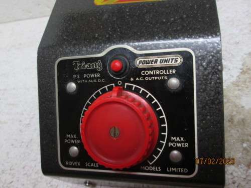 HO/OO SCALE : TRI-ANG CONTROLLER / TRANSFORMER - LOT 218z