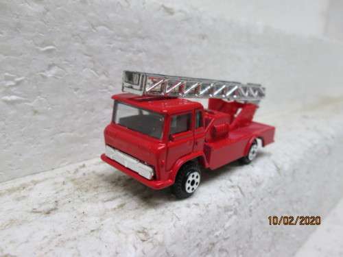 YATMING : FIRE TRUCK - LOT 274z