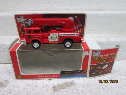 ROAD TOUGH : FIRE TRUCK (BOXED) - LOT 286z
