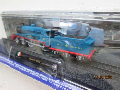 N SCALE : AMER COLLECTION CLASS V 1932 4-4-0 STEAM LOCOMOTIVE IRELAND (STATIC LOCOMOTIVE) - LOT 298z