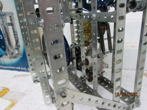 MECCANO CLOCK KIT 2 WITH CHIME (BOXED) - LOT 369z