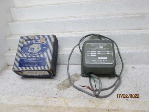 HO/OO SCALE : MECCANO TRANSFORMER (BOXED) - LOT 380z