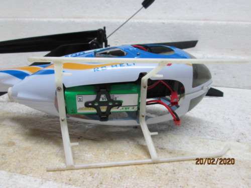 RC ESKY HOBBY E-500 HELICOPTER - LOT 454z