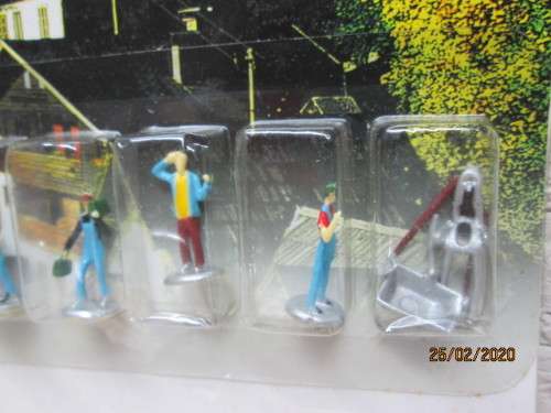 HO SCALE : BACHMANN WORKCREW / 5 FIGURINES WITH EQUIPMENT (BOXED) - LOT 481z