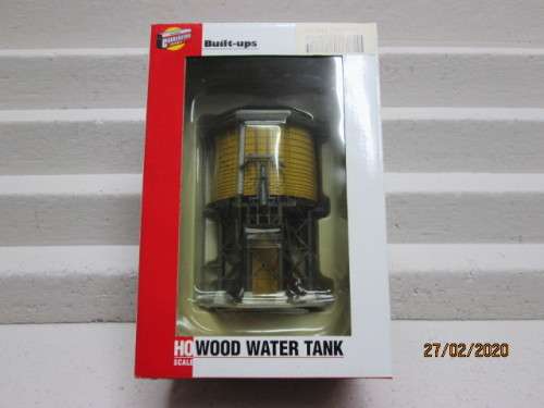 HO SCALE : WALTHERS LARGE WOOD WATER TANK (BOXED) - LOT 531z