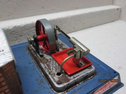 REDUCED TO CLEAR : WILESCO LIVE STEAM STATIONARY MODEL (Reduced to clear) - LOT 581z