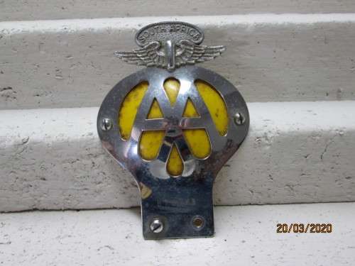 SOUTH AFRICA : OLD AA BADGE - LOT 602z