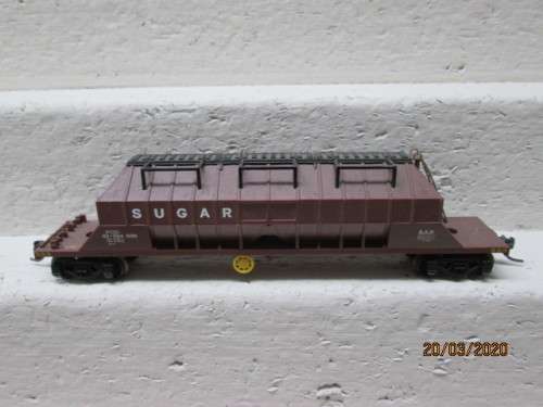 HO SCALE : LIMA SAR FCD SUGAR HOPPER - LOT 624z