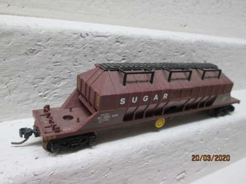 HO SCALE : LIMA SAR FCD SUGAR HOPPER - LOT 624z